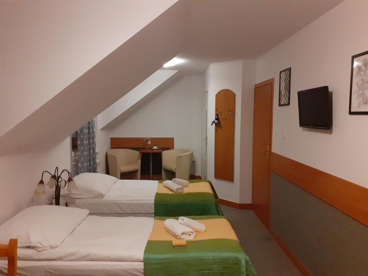 Aparthotel Arkadia Płock Extérieur photo